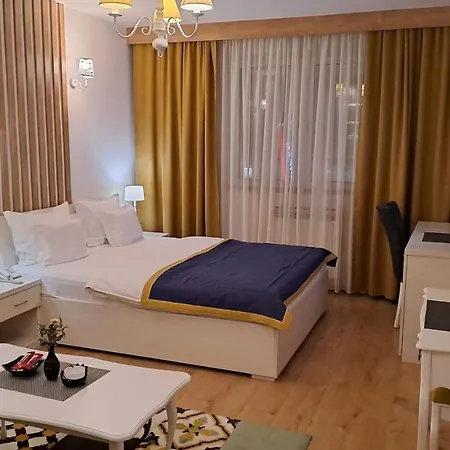 Jet Set Hotel Pale